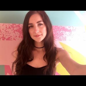 Meet your Posher, Janelle